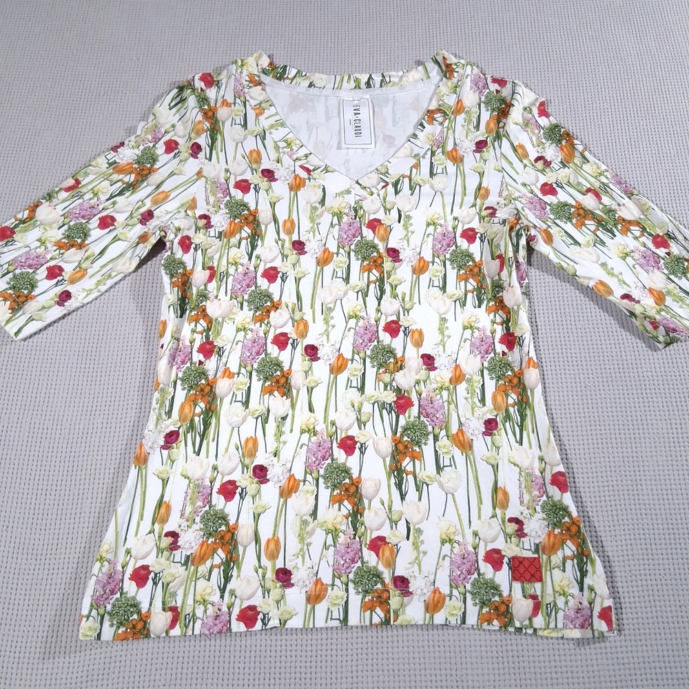 Eva & Claudi Danish Design Floral V-Neck Top 3/4 Sleeve Botanical Print Size S